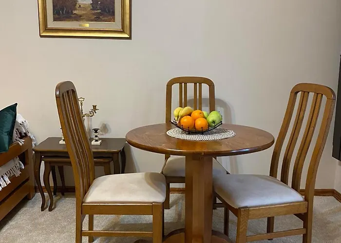 No Name * Bajina Basta