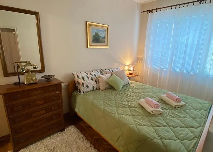 No Name Apartament *